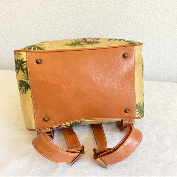 Isabella fiore Palm print backpack - Picture 5 of 11